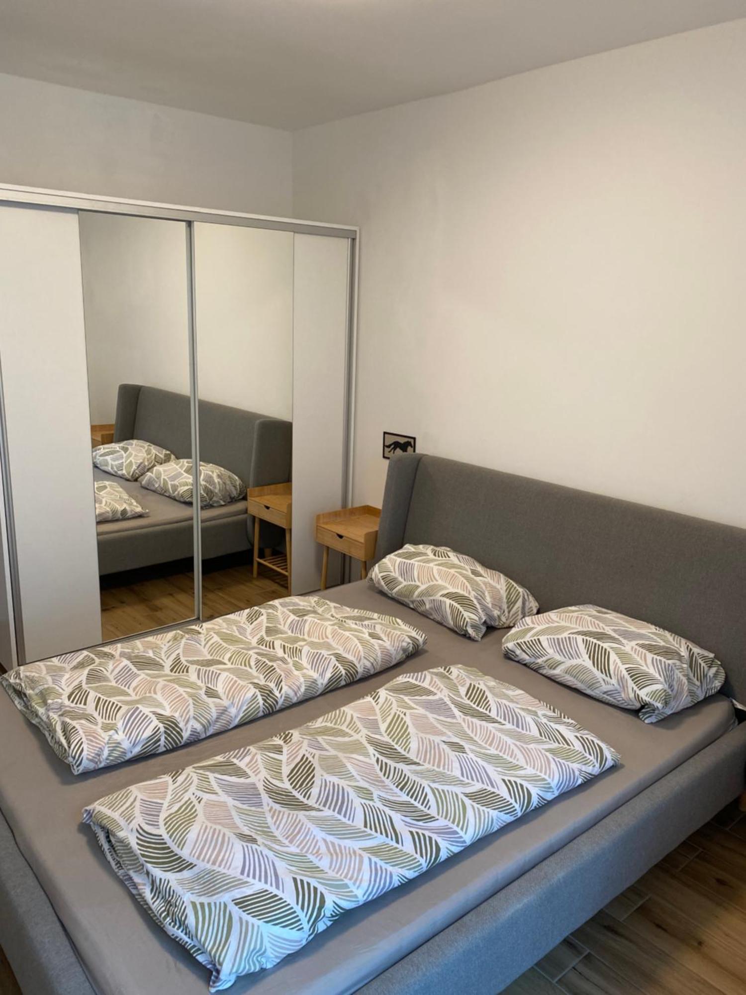 R77 Apartment Downtown - Penthouse Budapest Kültér fotó